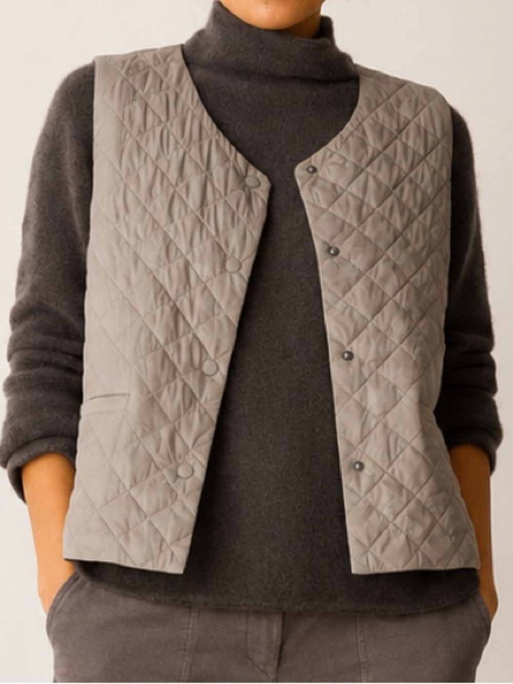 Eileen Fisher Reed V-neck Quilted Sleeveless Vest Sz L Egghell Nylon NWT